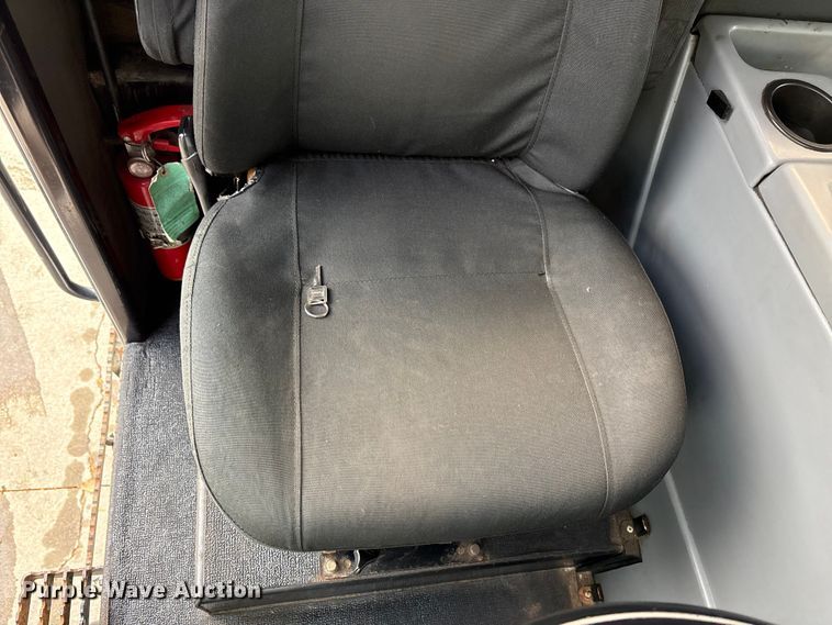 image for item EM6044 Elgin Pelican NP street sweeper