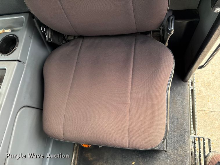 image for item EM6044 Elgin Pelican NP street sweeper