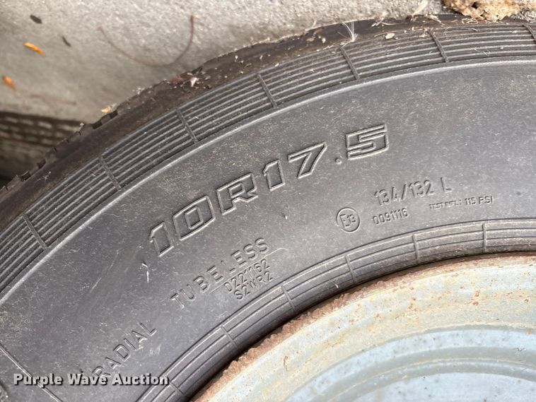 image for item EM6044 Elgin Pelican NP street sweeper