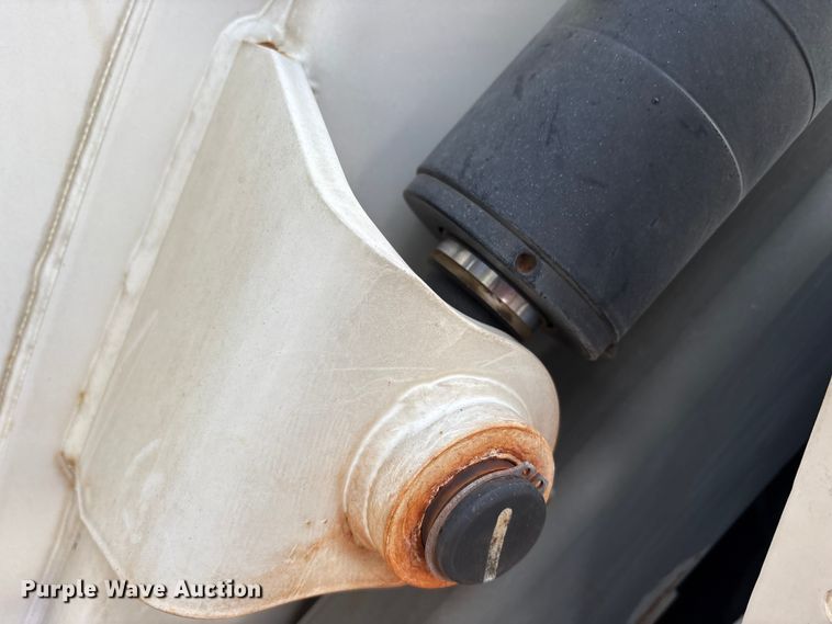 image for item EM6045 Elgin Pelican NP street sweeper