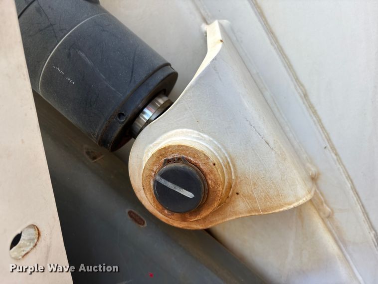 image for item EM6045 Elgin Pelican NP street sweeper