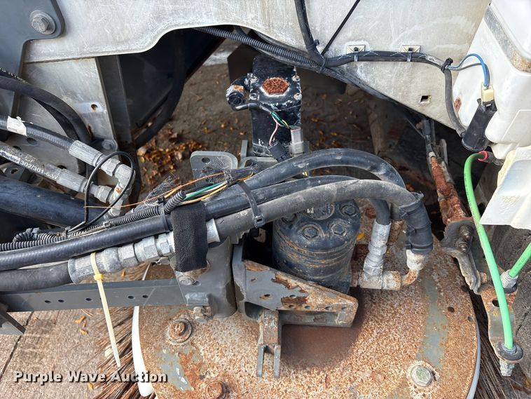 image for item EM6045 Elgin Pelican NP street sweeper