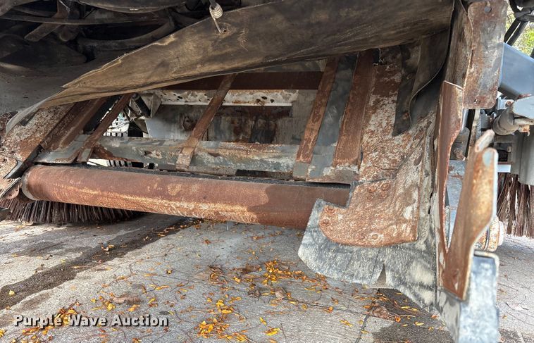 image for item EM6045 Elgin Pelican NP street sweeper