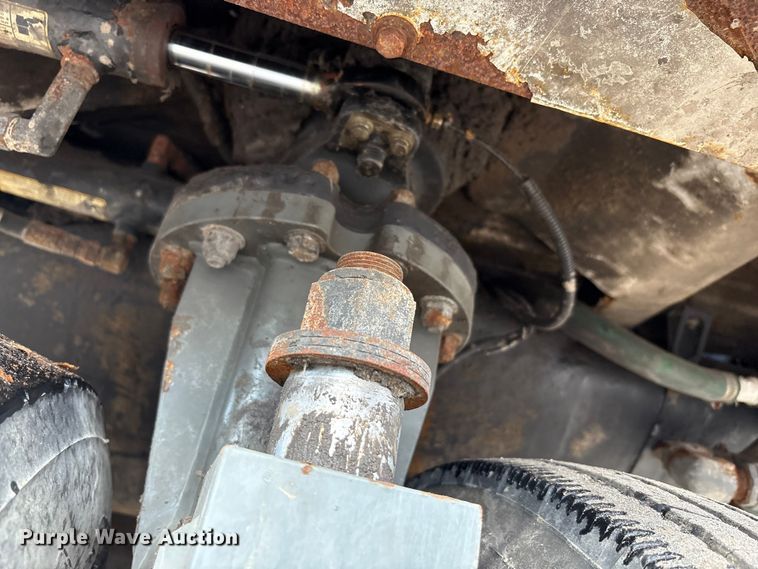 image for item EM6045 Elgin Pelican NP street sweeper