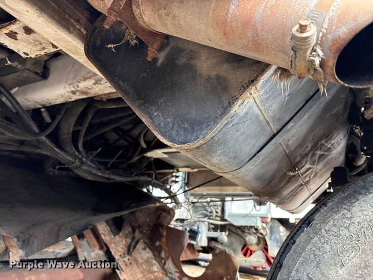 image for item EM6045 Elgin Pelican NP street sweeper