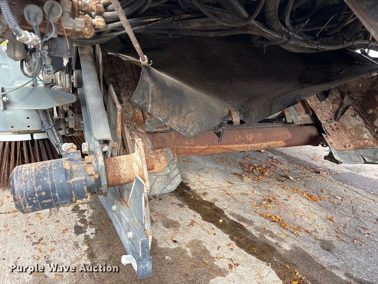 image for item EM6045 Elgin Pelican NP street sweeper