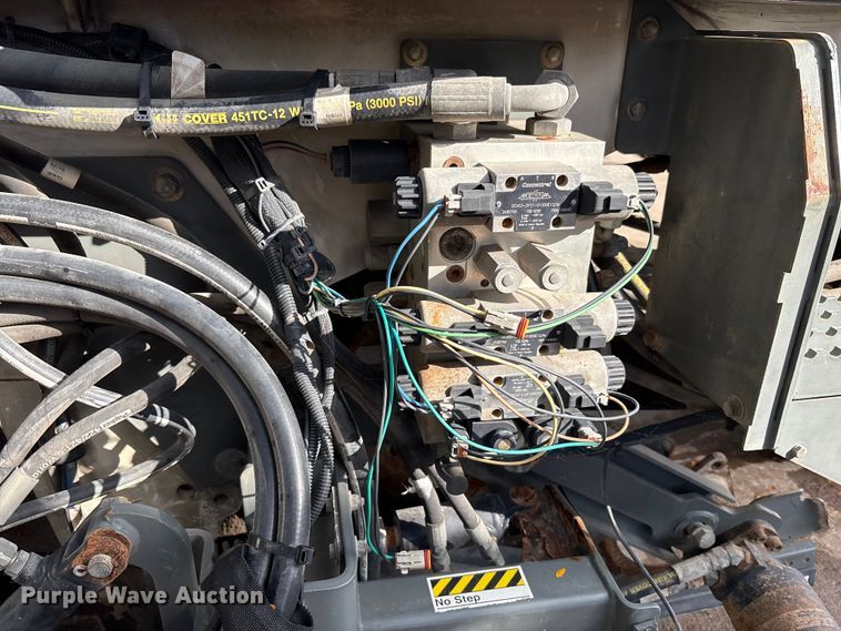 image for item EM6045 Elgin Pelican NP street sweeper