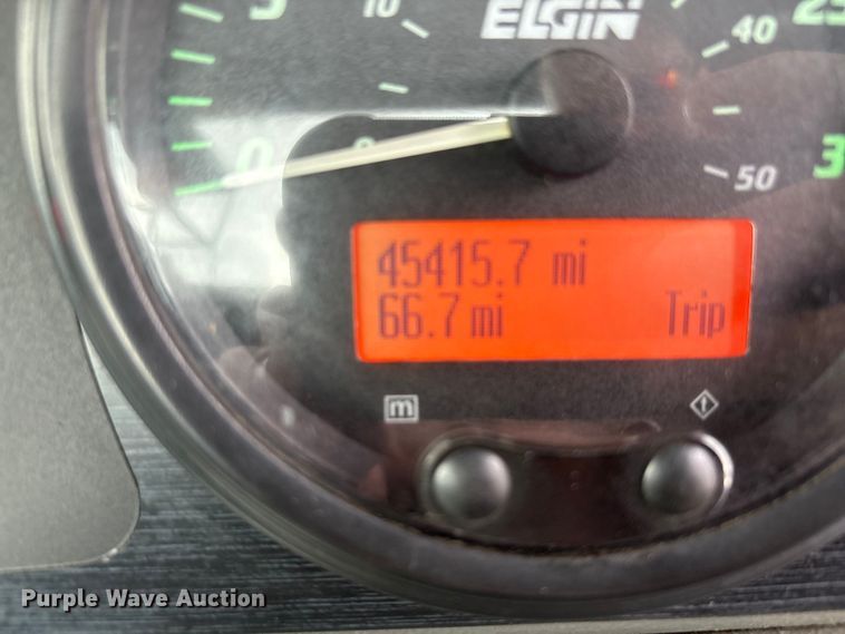 image for item EM6045 Elgin Pelican NP street sweeper