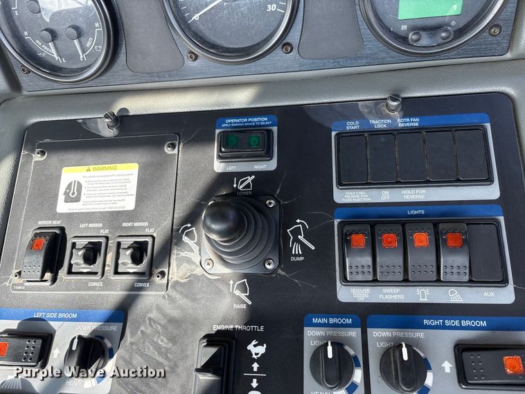 image for item EM6045 Elgin Pelican NP street sweeper