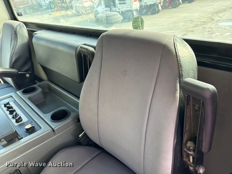 image for item EM6045 Elgin Pelican NP street sweeper