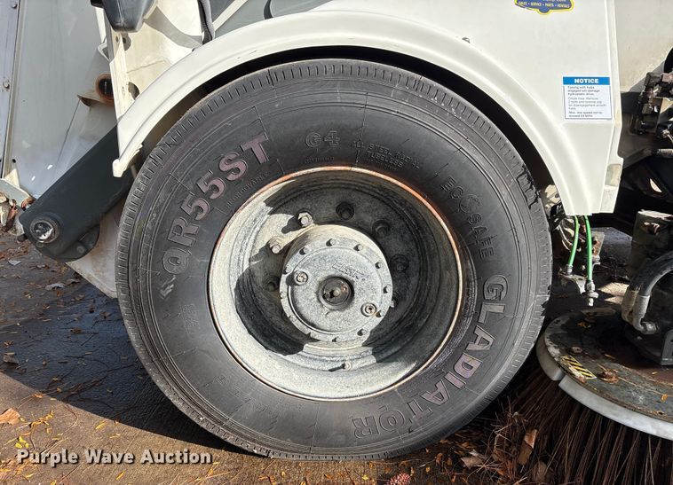 image for item EM6045 Elgin Pelican NP street sweeper