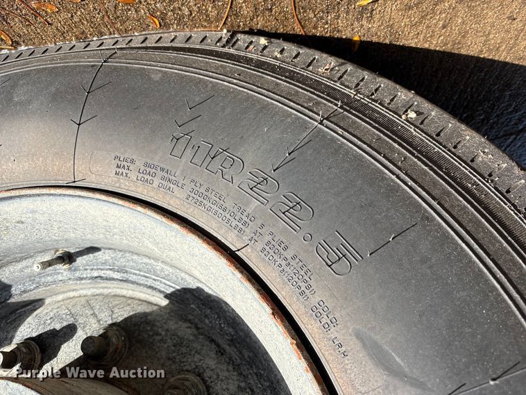 image for item EM6045 Elgin Pelican NP street sweeper