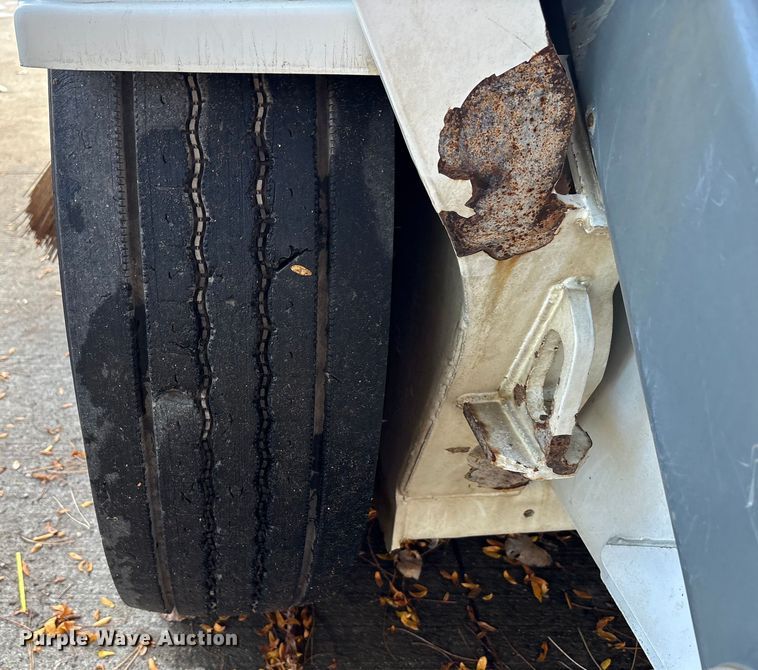 image for item EM6045 Elgin Pelican NP street sweeper