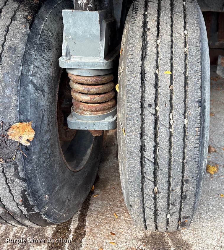 image for item EM6045 Elgin Pelican NP street sweeper