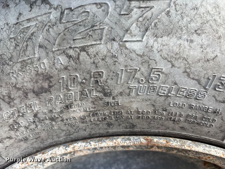 image for item EM6045 Elgin Pelican NP street sweeper