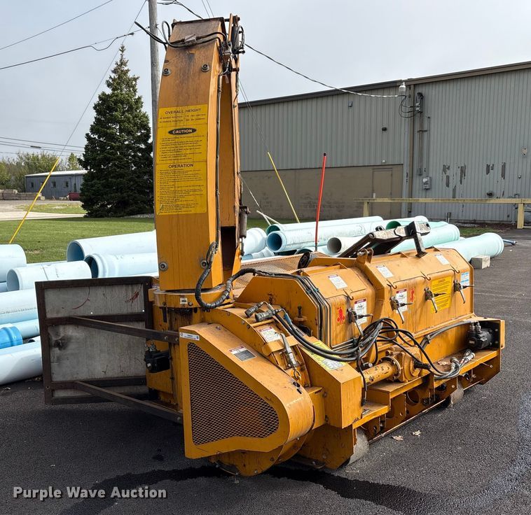 image for item EM6049 Trackless Vehicles Limited LL leaf loader