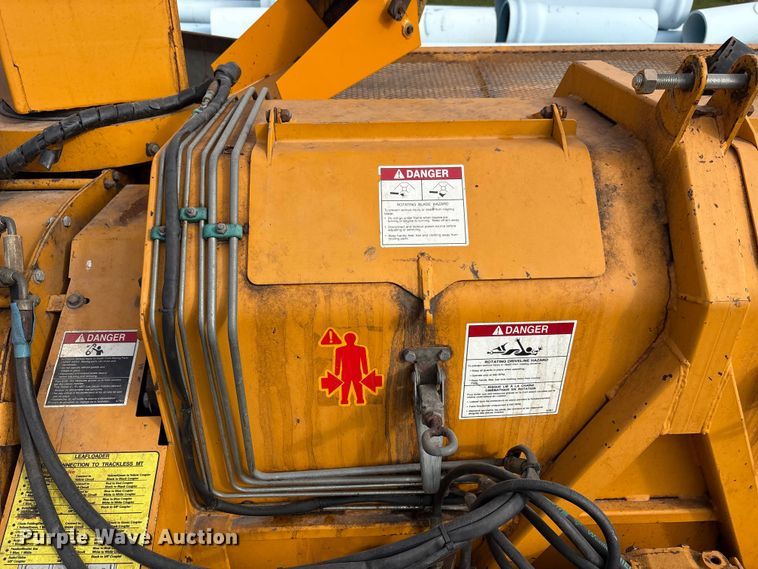 image for item EM6049 Trackless Vehicles Limited LL leaf loader