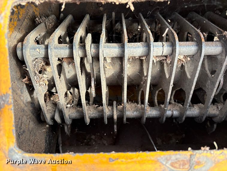 image for item EM6049 Trackless Vehicles Limited LL leaf loader