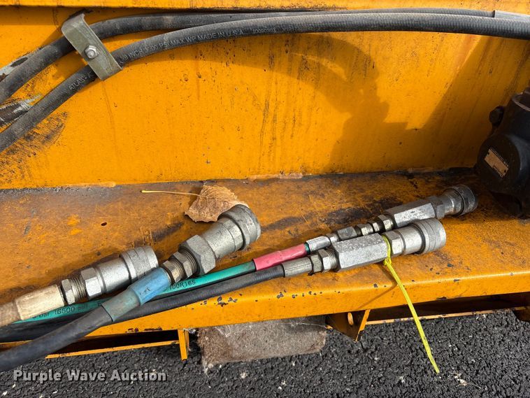 image for item EM6049 Trackless Vehicles Limited LL leaf loader