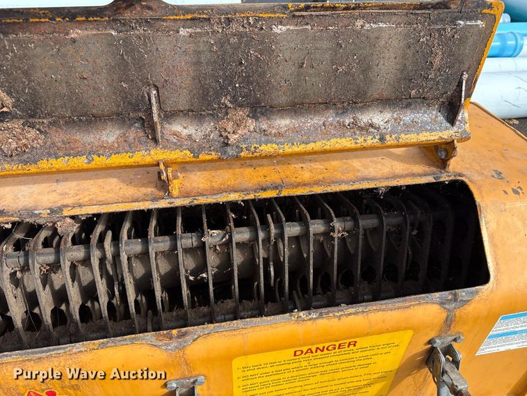 image for item EM6049 Trackless Vehicles Limited LL leaf loader