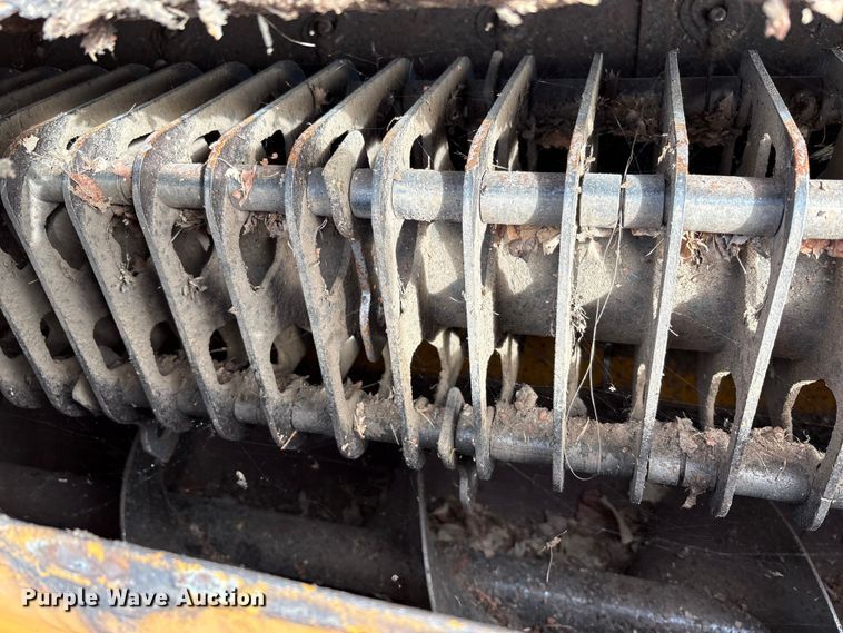 image for item EM6049 Trackless Vehicles Limited LL leaf loader