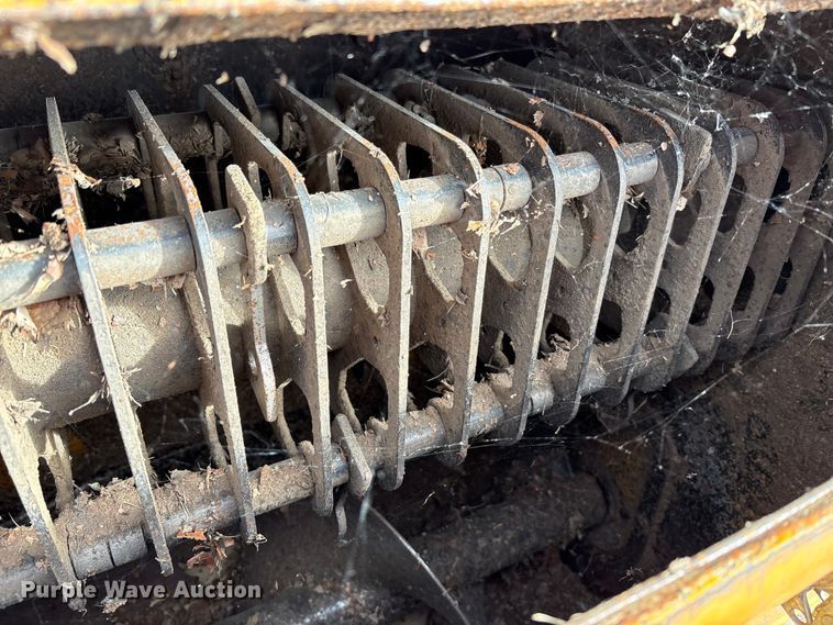 image for item EM6049 Trackless Vehicles Limited LL leaf loader