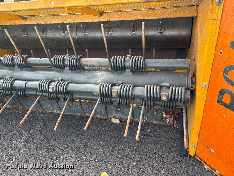 image for item EM6049 Trackless Vehicles Limited LL leaf loader