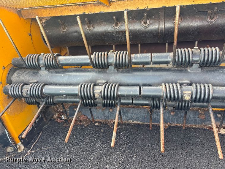 image for item EM6049 Trackless Vehicles Limited LL leaf loader