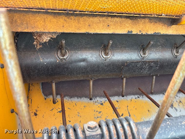 image for item EM6049 Trackless Vehicles Limited LL leaf loader