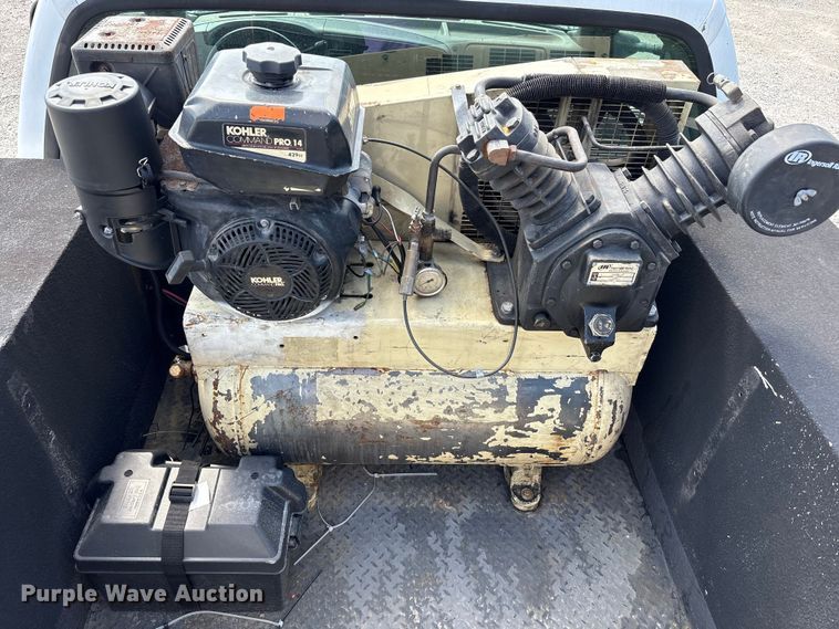 image for item EM6065 2006 Ford F350 Super Duty utility bed pickup truck