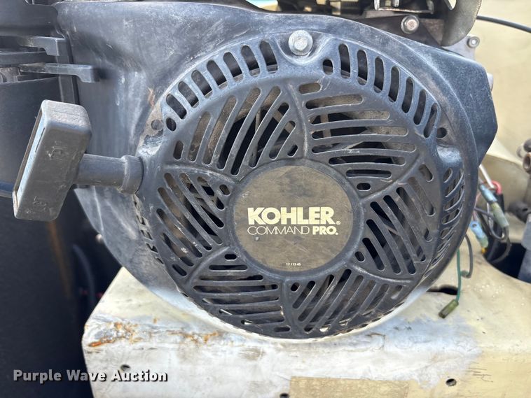 image for item EM6065 2006 Ford F350 Super Duty utility bed pickup truck