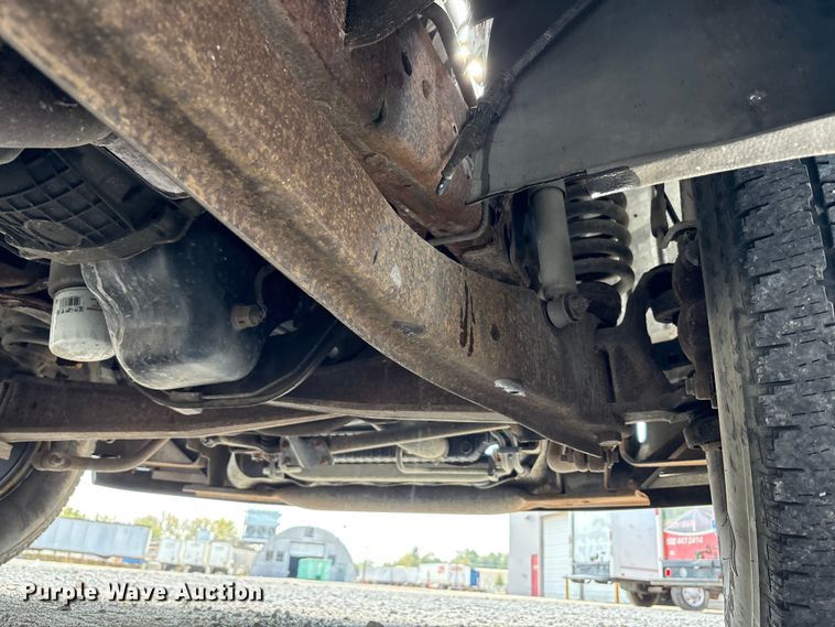 image for item EM6065 2006 Ford F350 Super Duty utility bed pickup truck