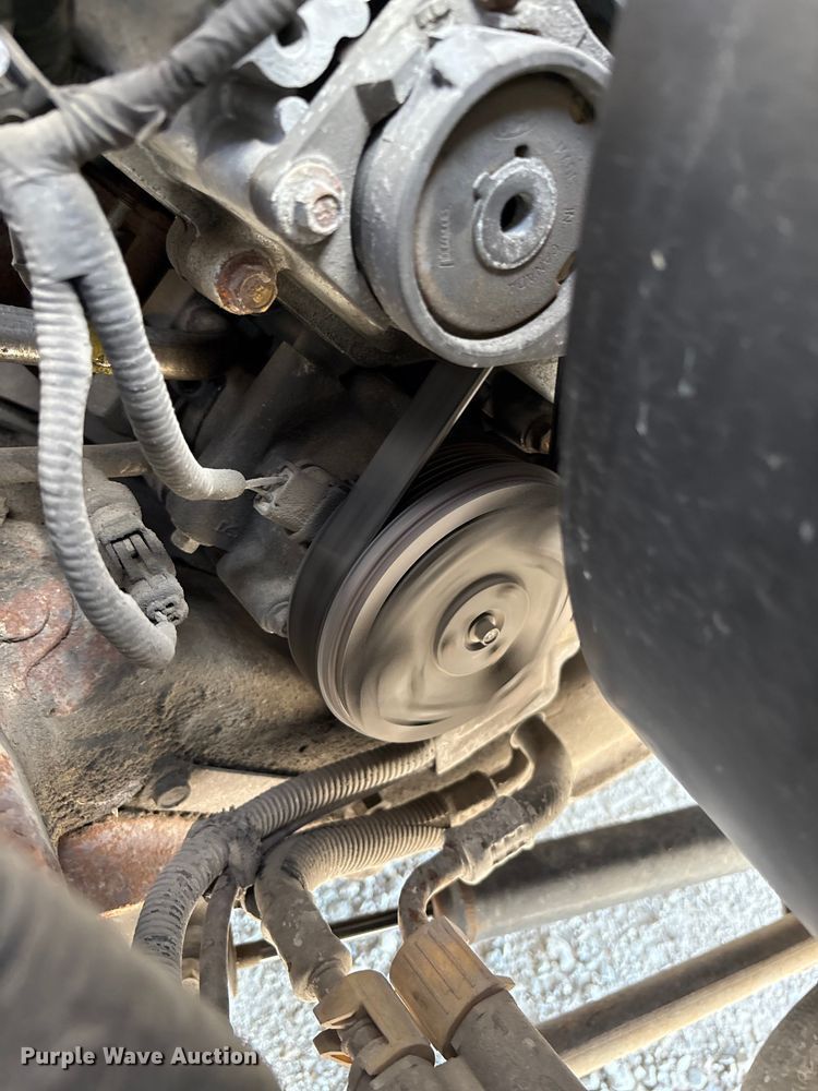 image for item EM6065 2006 Ford F350 Super Duty utility bed pickup truck