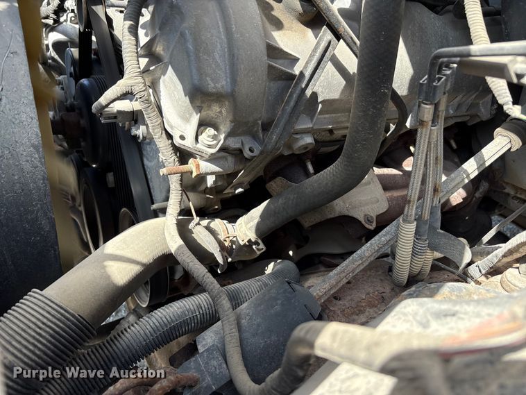 image for item EM6065 2006 Ford F350 Super Duty utility bed pickup truck