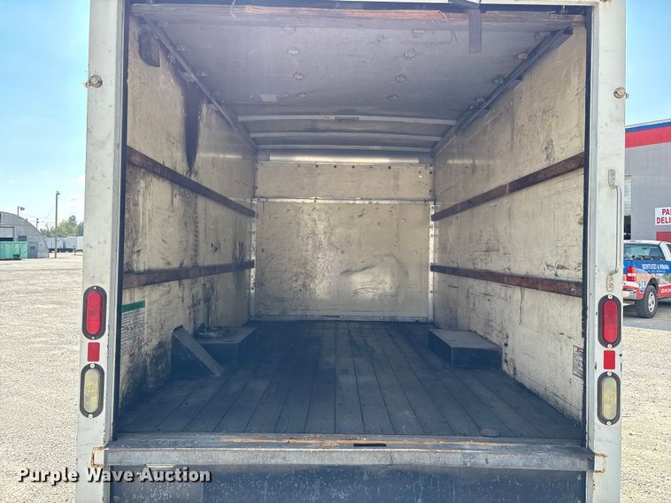 image for item EM6066 2008 Ford E350 Super Duty box truck