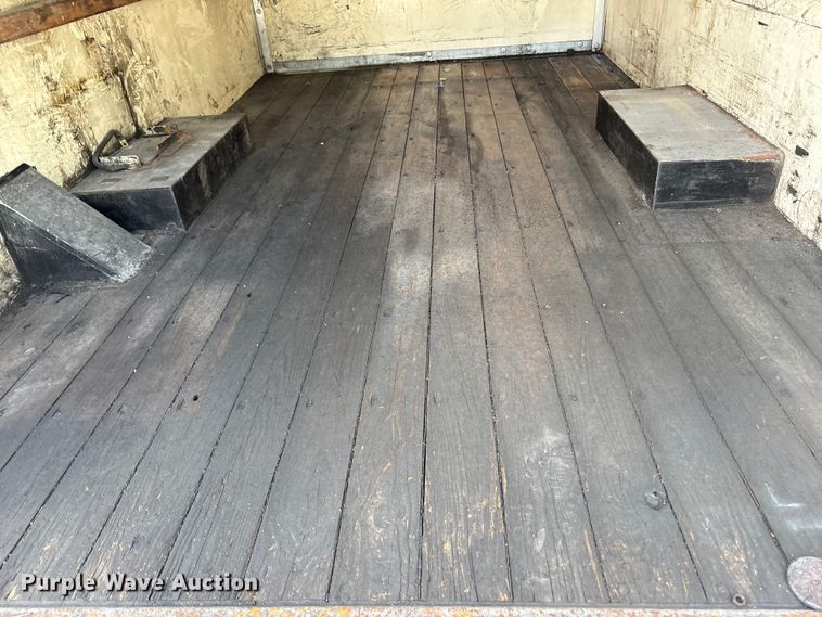 image for item EM6066 2008 Ford E350 Super Duty box truck