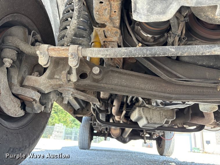 image for item EM6066 2008 Ford E350 Super Duty box truck