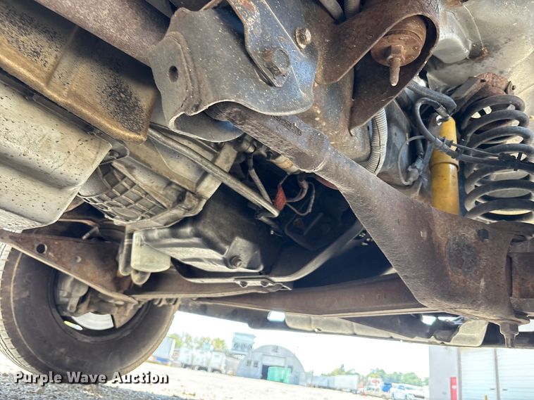 image for item EM6066 2008 Ford E350 Super Duty box truck