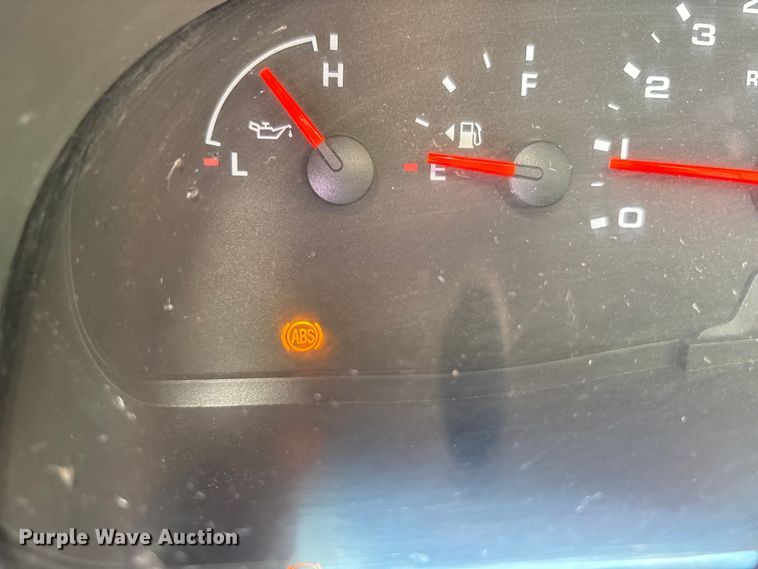 image for item EM6066 2008 Ford E350 Super Duty box truck