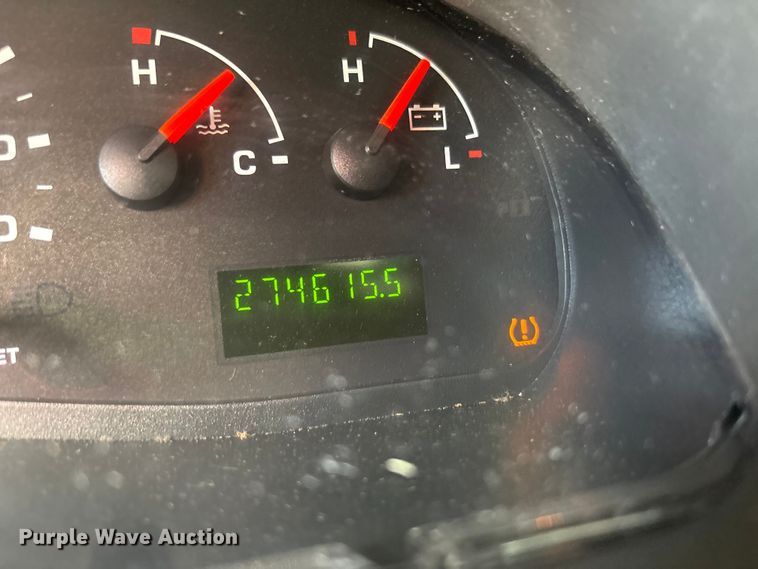 image for item EM6066 2008 Ford E350 Super Duty box truck