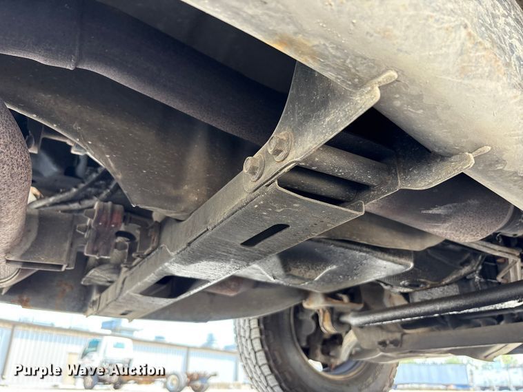 image for item EM6068 2008 Ford F150 pickup truck