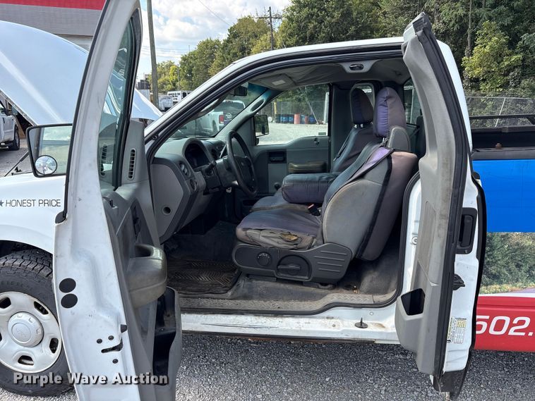 image for item EM6068 2008 Ford F150 pickup truck