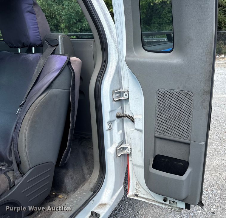 image for item EM6068 2008 Ford F150 pickup truck