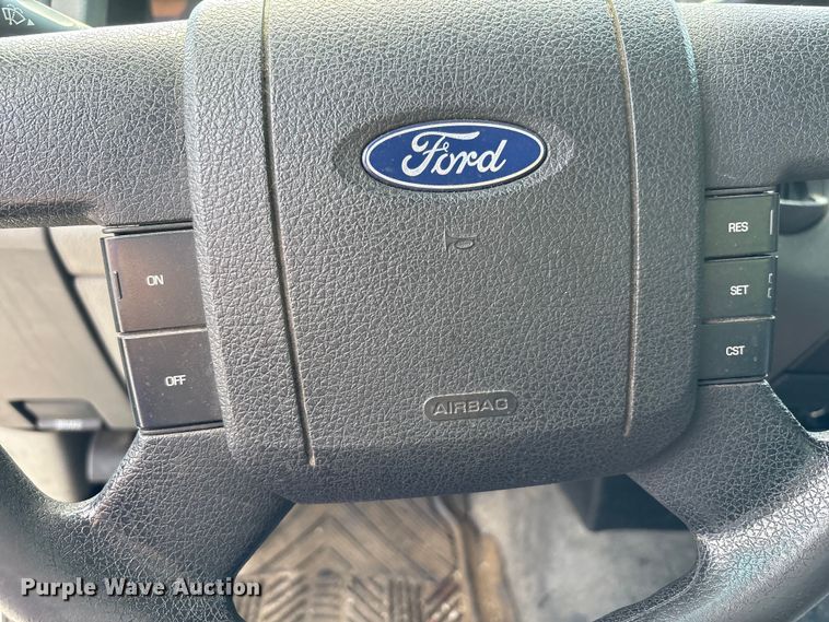 image for item EM6068 2008 Ford F150 pickup truck