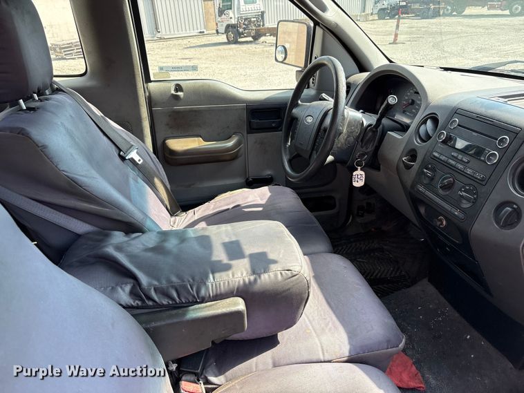 image for item EM6068 2008 Ford F150 pickup truck