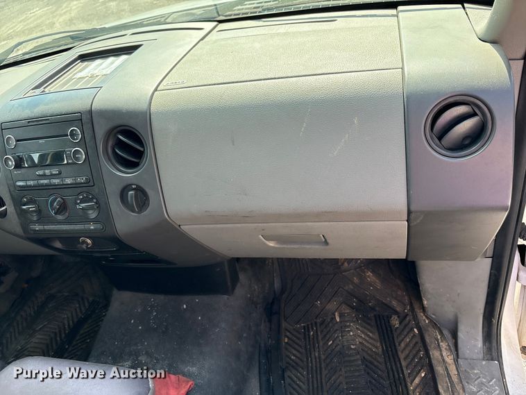 image for item EM6068 2008 Ford F150 pickup truck