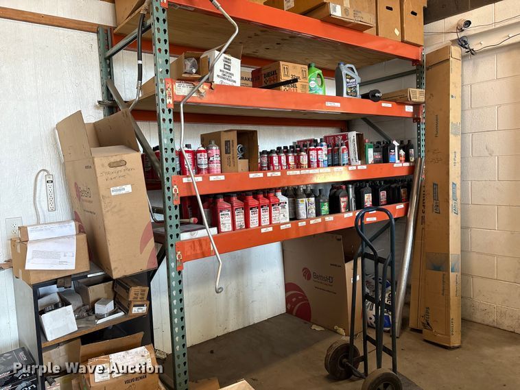 image for item EM6072 (4) pallets of shelving