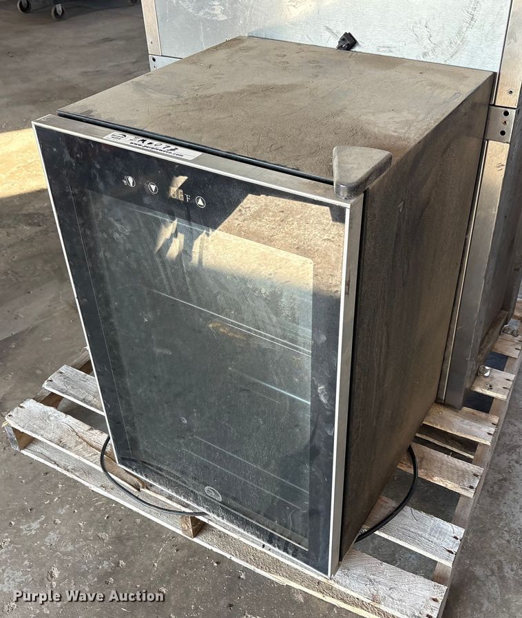 image for item EM6073 Tools