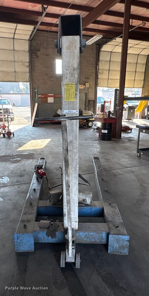 image for item EM6074 OTC crane