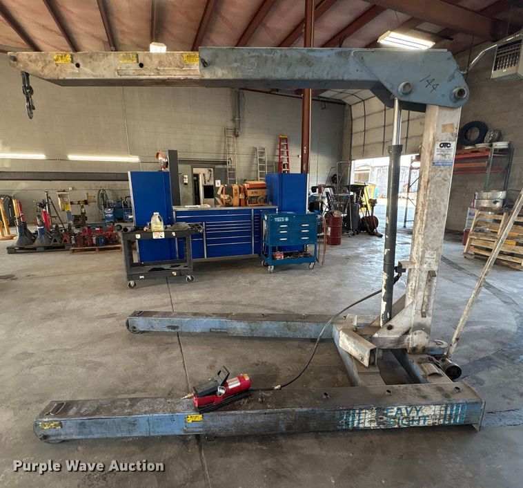 image for item EM6074 OTC crane